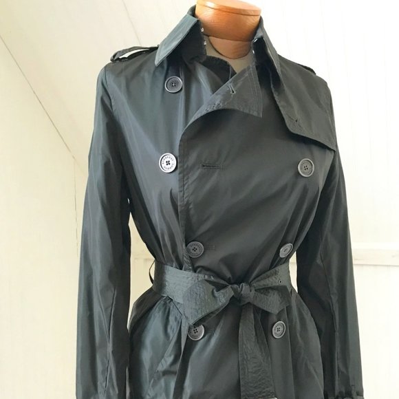 Classic Belted Burberry England Dark Green Nylon Trench Coat, S